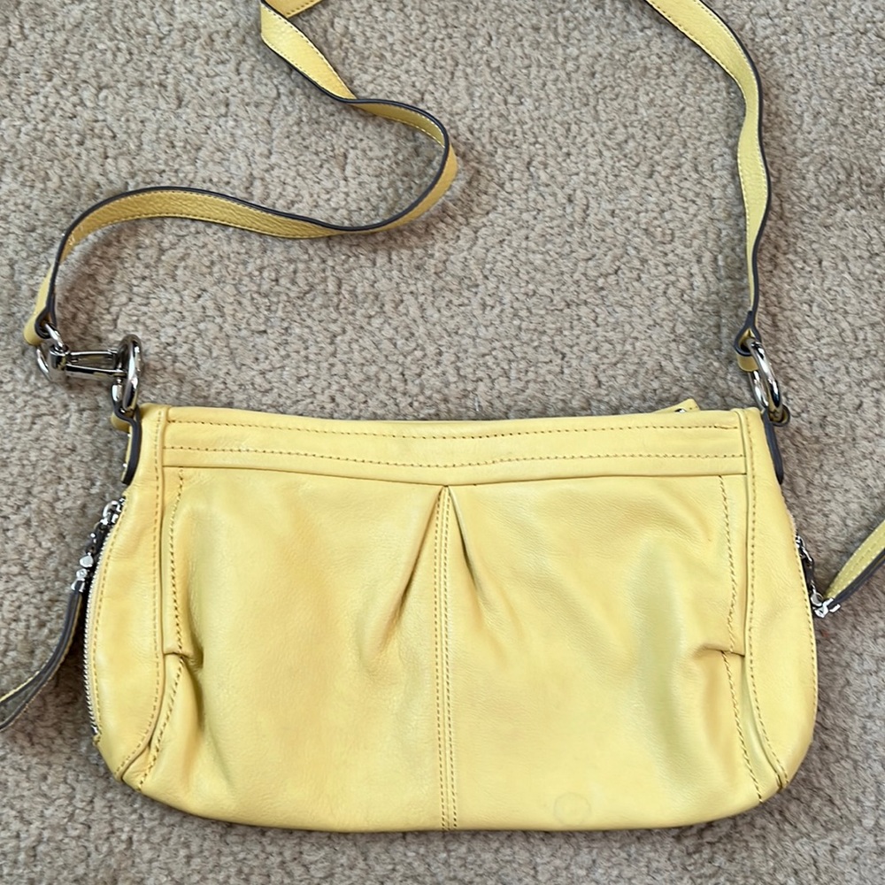 Makowsky yellow leather crossbody